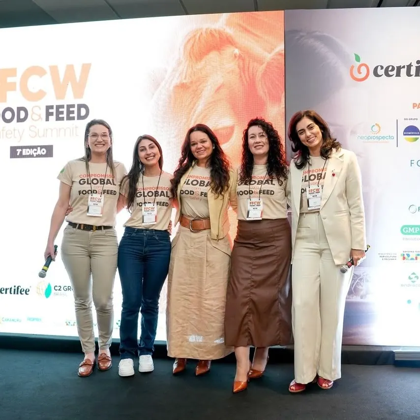 Equipe Certifee no Food & Feed Safety Summit